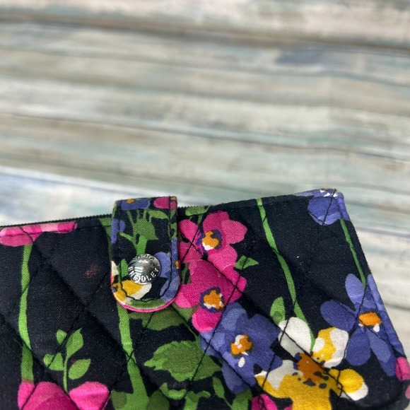 Vera Bradley Wallet Black Colorful Floral Wristlet Wildflower Garden - Picture 7 of 7